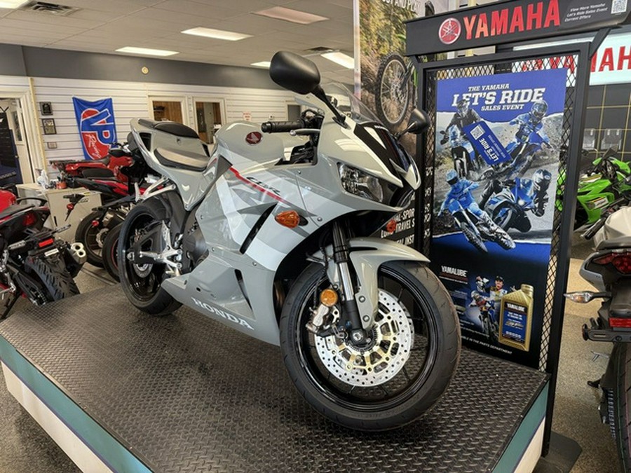 2026 Honda CBR600R ABS ABS