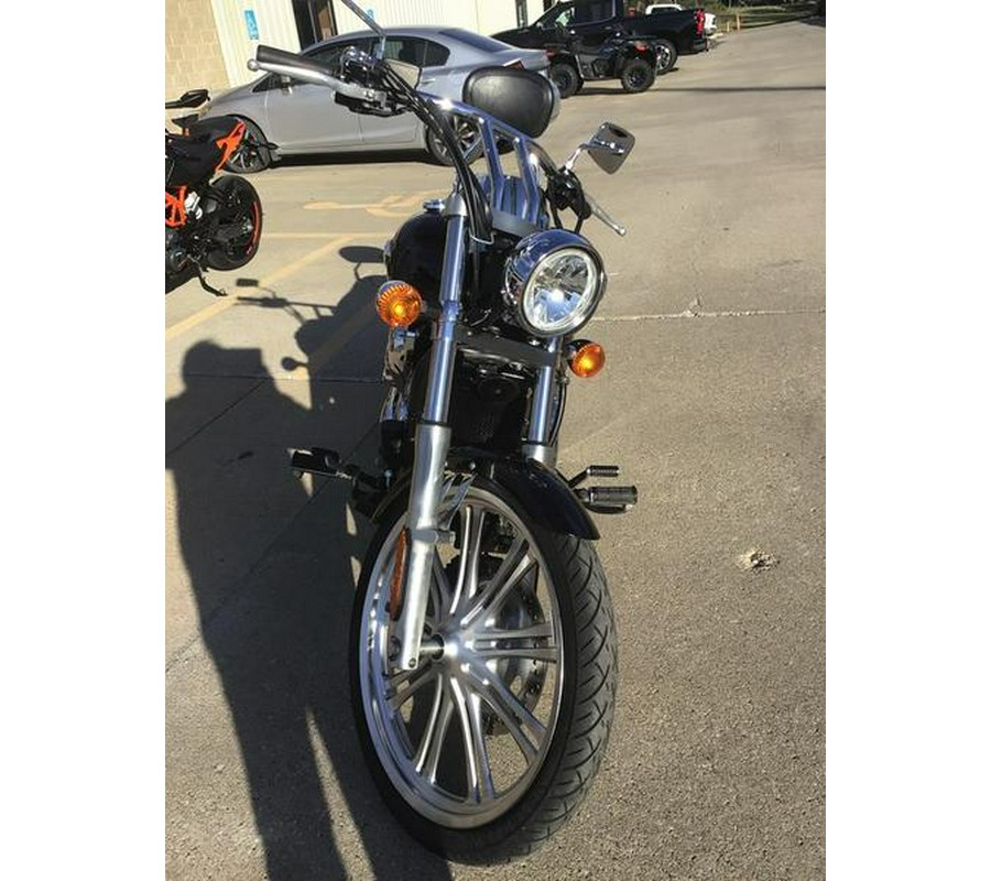 2012 Kawasaki Vulcan® 900 Custom