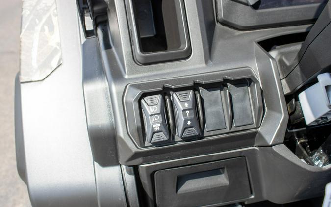 2026 CAN-AM DEFENDER MAX XT HD11