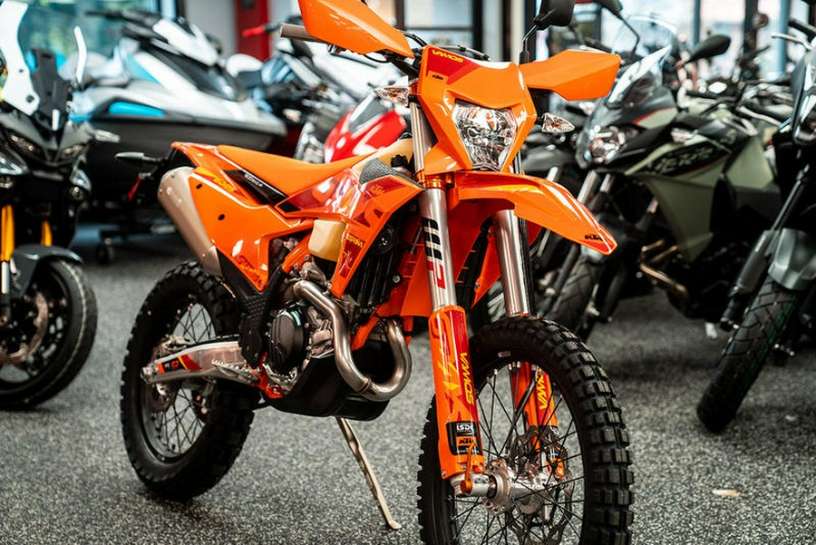 2025 KTM 500 EXC-F Six Days