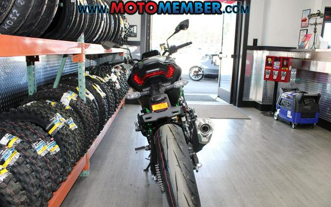 2026 Kawasaki Z900 SE ABS
