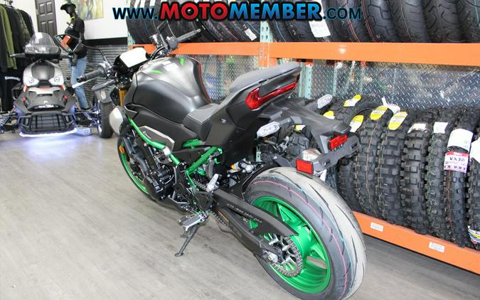 2026 Kawasaki Z900 SE ABS