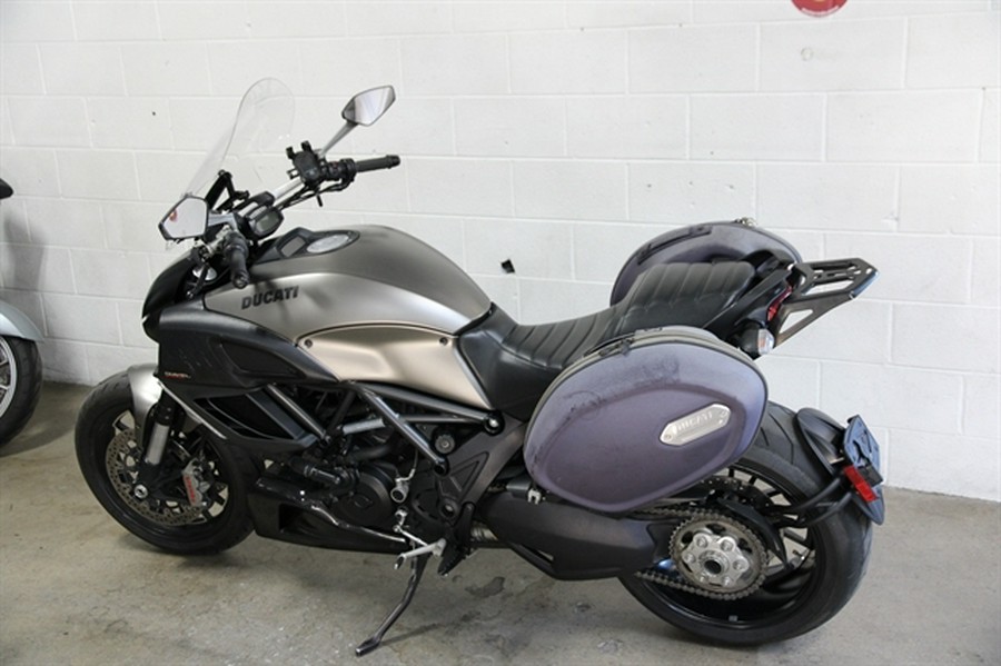 2014 DUCATI DIAVEL STRADA