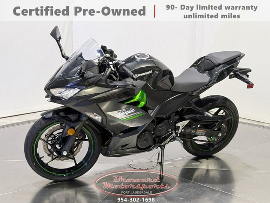 2023 Kawasaki Ninja 400 Metallic Magnetic Dark Gray/Twilight Bl KRT Edition