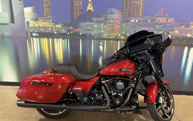 2025 Harley-Davidson FLHX - Street Glide
