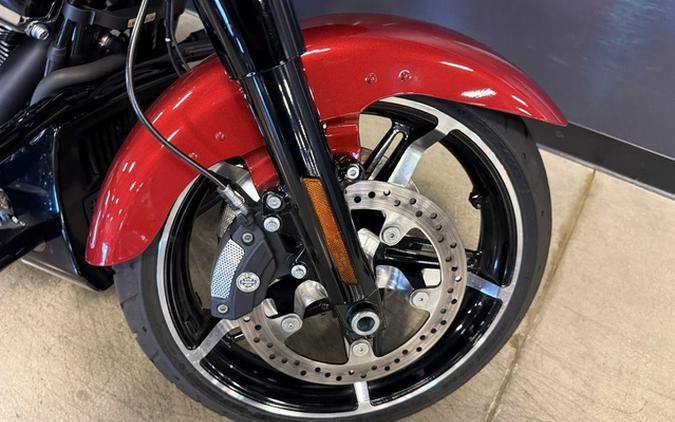 2025 Harley-Davidson FLHX - Street Glide