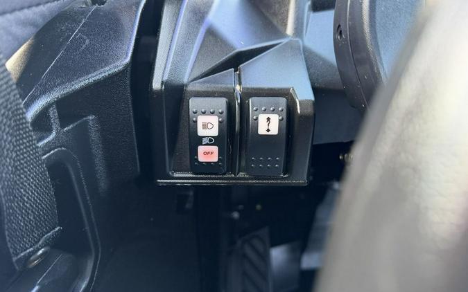 2023 Can-Am® Commander X mr 1000R Mossy Oak Break-Up Country Camo