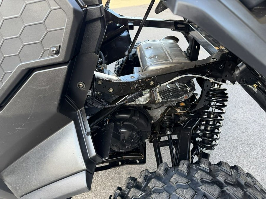 2023 Can-Am® Commander X mr 1000R Mossy Oak Break-Up Country Camo