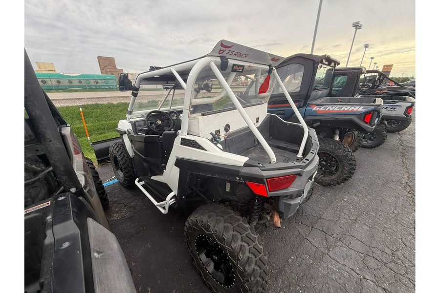 2016 RZR 900 WHITE LIGHTNING - Polaris