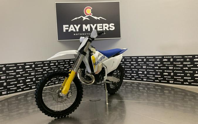 2027 HUSQVARNA TX 300 - 040273Q
