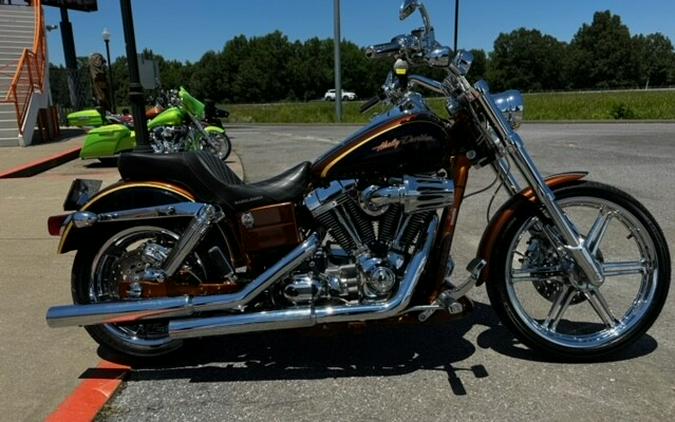 2008 Harley-Davidson Screamin’ Eagle Dyna 105th Anniversary Crystal Copper & Black Diamo