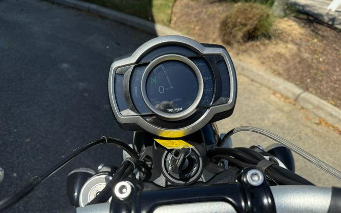 2025 Triumph Scrambler 1200 XE