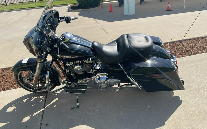 FLHXS 2014 Street Glide® Special