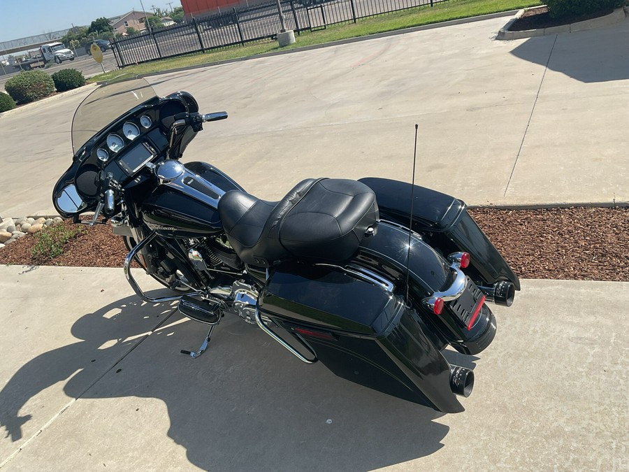 FLHXS 2014 Street Glide® Special