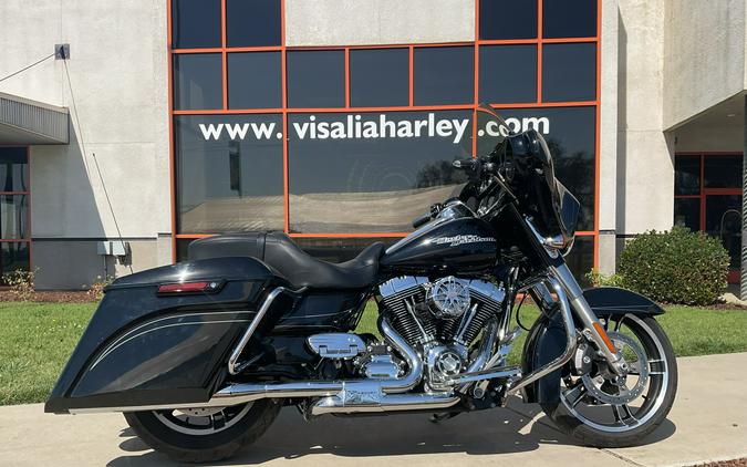 FLHXS 2014 Street Glide® Special