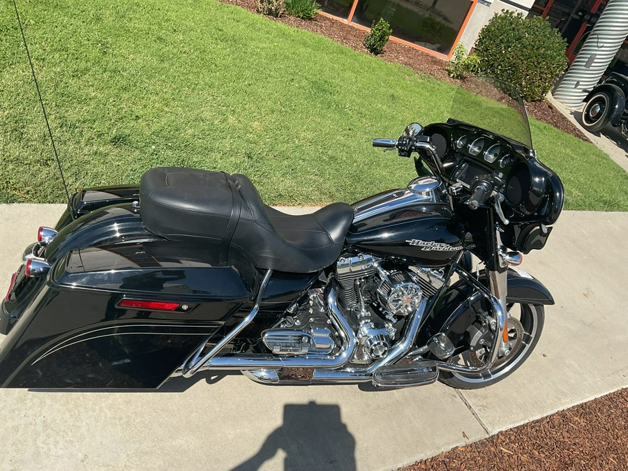 FLHXS 2014 Street Glide® Special