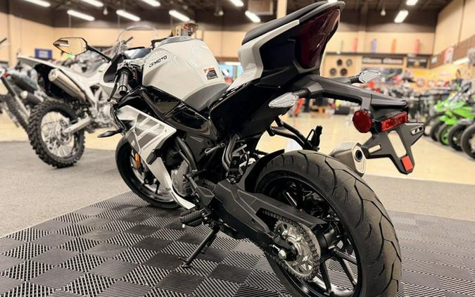 2026 CFMOTO SS 300