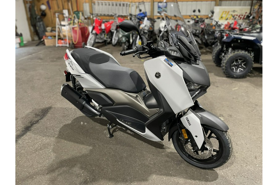 2024 Yamaha XMAX