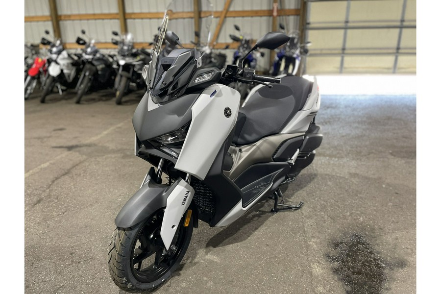 2024 Yamaha XMAX