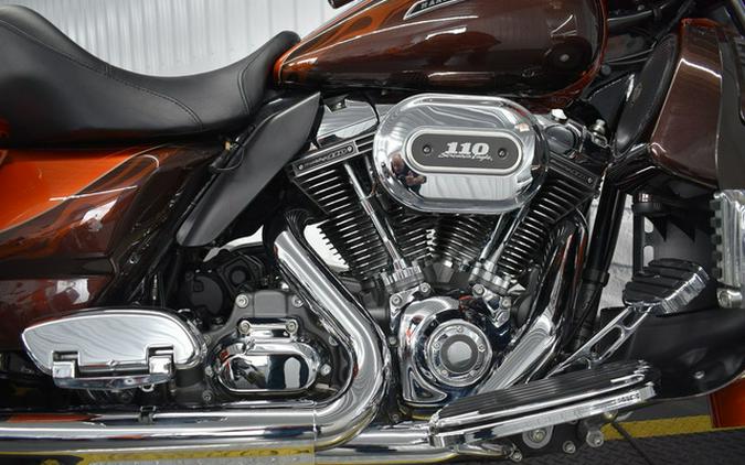2012 Harley-Davidson FLHXSE3 - CVO Street Glide