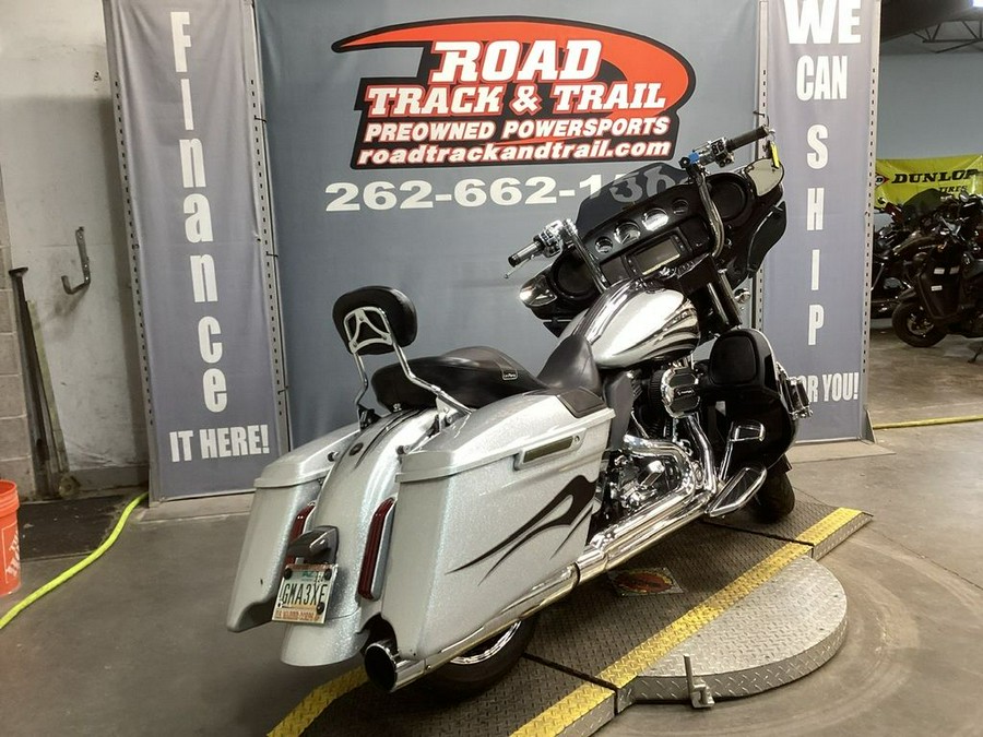 2015 Harley-Davidson® FLHXSE - CVO™ Street Glide®