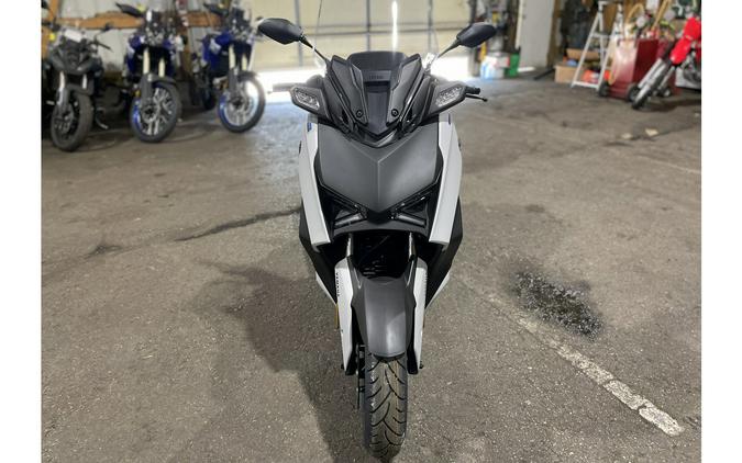 2024 Yamaha XMAX