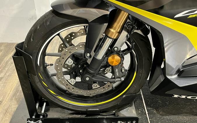 2023 Honda CBR500R ABS