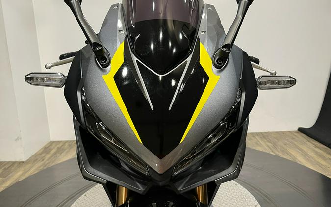2023 Honda CBR500R ABS