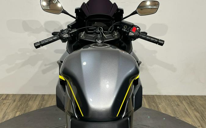 2023 Honda CBR500R ABS