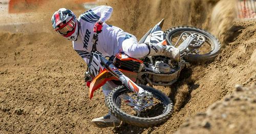 2020 KTM 250 SX-F First Ride Review https://t.co/83o1vpuI3V...