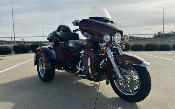 2024 Harley-Davidson® FLHTCUTG - Tri Glide® Ultra