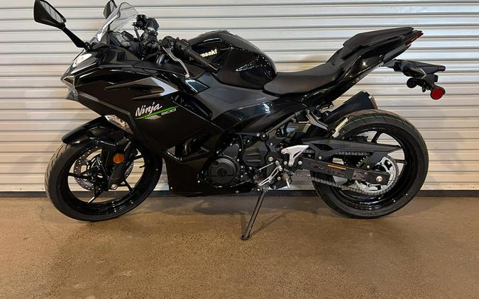 2024 Kawasaki Ninja® 500