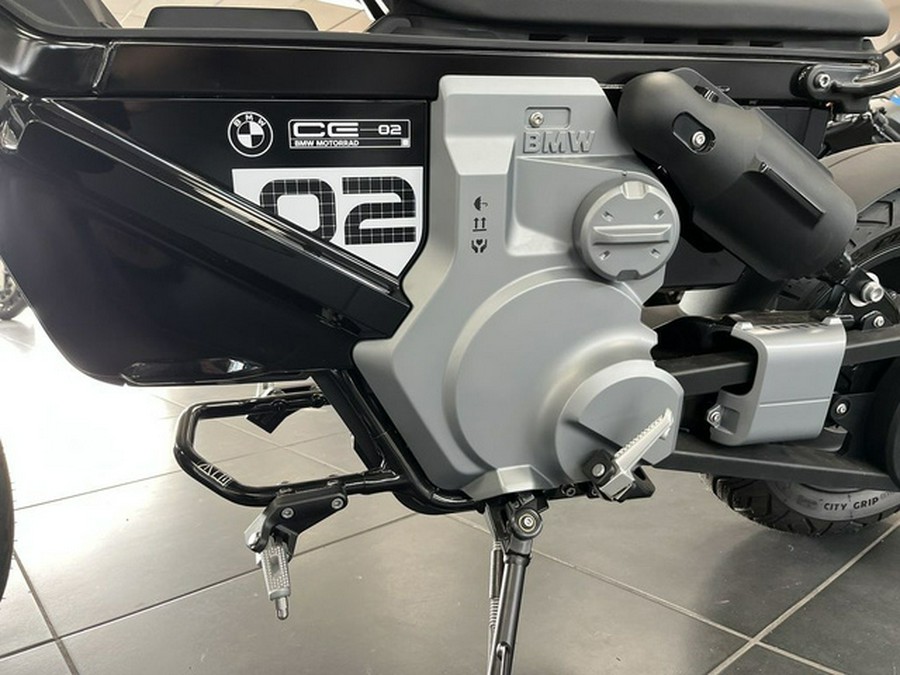 2025 BMW CE 02 Cosmic Black 02