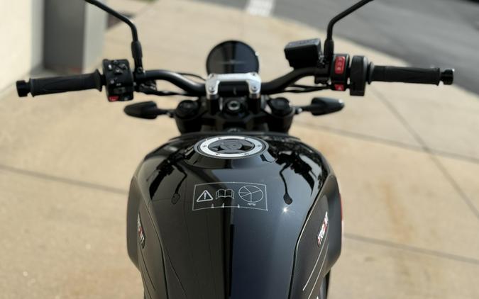 2025 Triumph TRIDENT 660