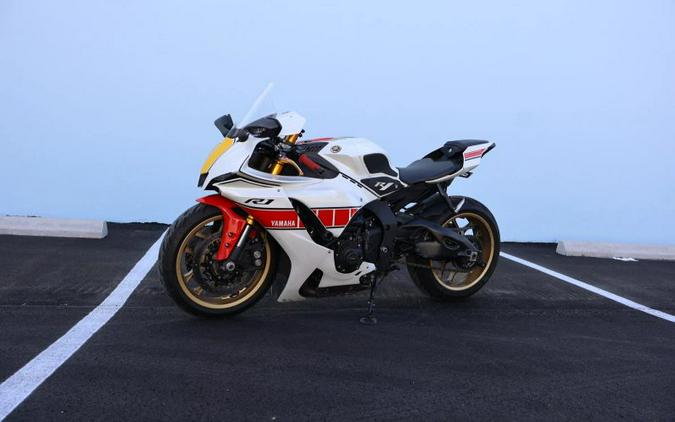 2022 YAMAHA YZF R1 50 TH WORLD GP ANNIVERSARY