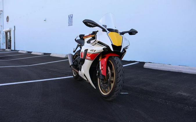 2022 YAMAHA YZF R1 50 TH WORLD GP ANNIVERSARY
