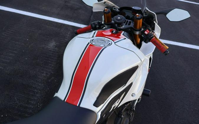 2022 YAMAHA YZF R1 50 TH WORLD GP ANNIVERSARY