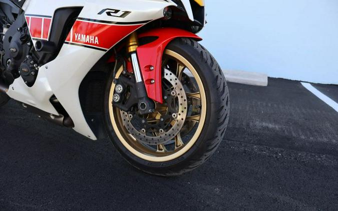 2022 YAMAHA YZF R1 50 TH WORLD GP ANNIVERSARY