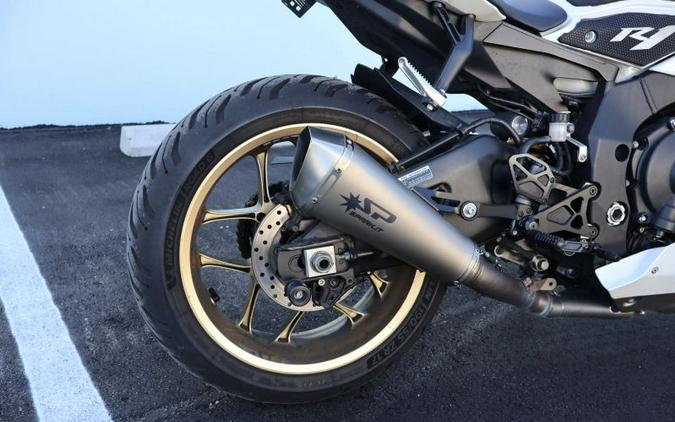 2022 YAMAHA YZF R1 50 TH WORLD GP ANNIVERSARY