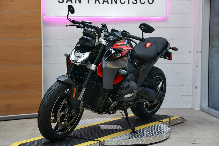 2026 BMW R 1300 R