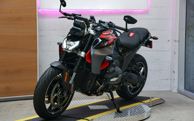 2026 BMW R 1300 R