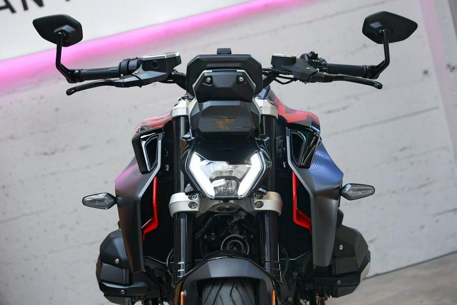 2026 BMW R 1300 R