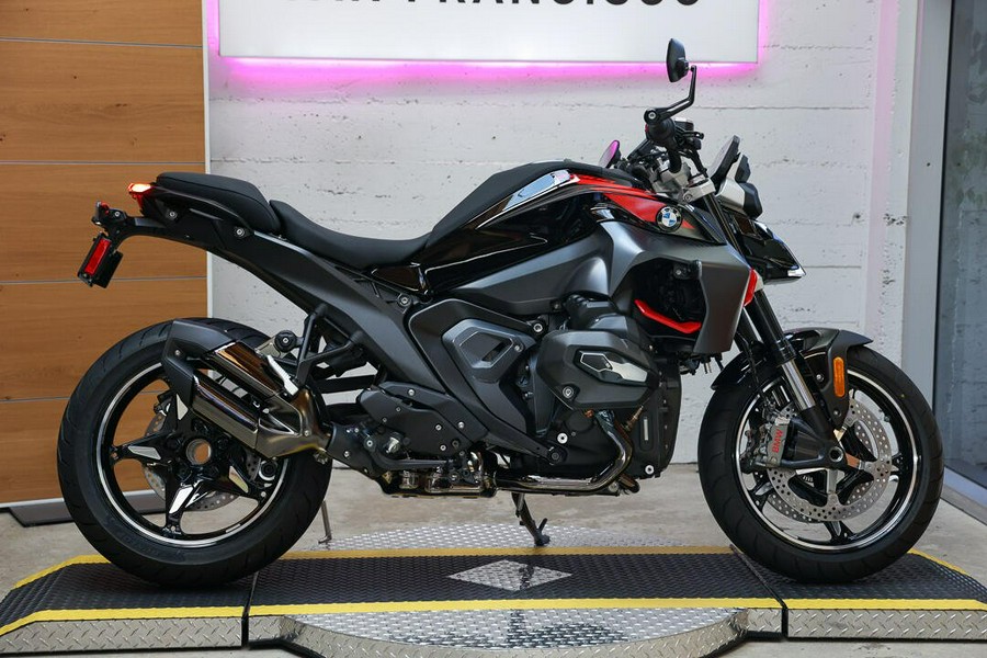 2026 BMW R 1300 R
