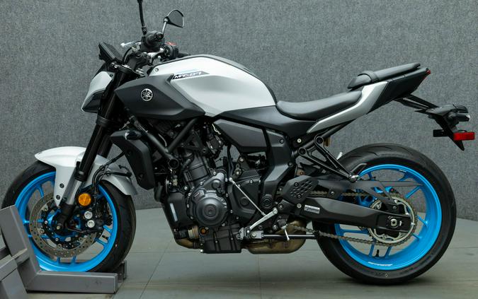 2025 YAMAHA MT07