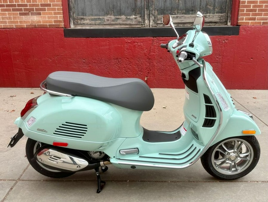 2024 Vespa GTS 300