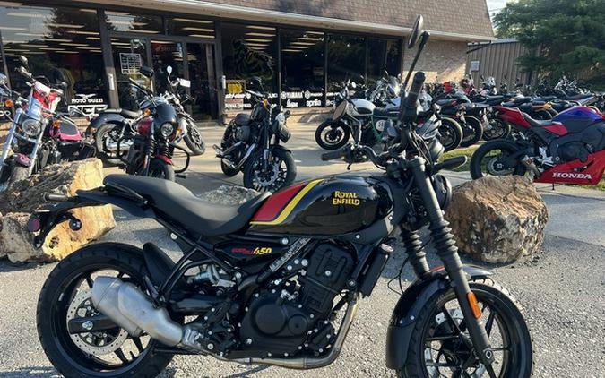 2026 Royal Enfield Guerrilla 450 Playa Black