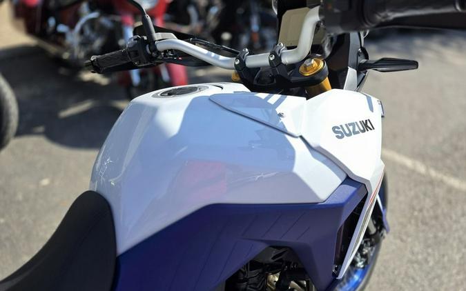 2025 Suzuki V-Strom 800DE Adventure