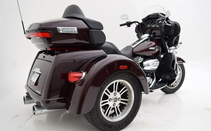 2022 Harley-Davidson FLHTCUTG - Tri Glide Ultra