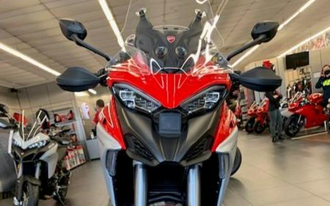 2023 Ducati Multistrada V4S Ducati Red - Spoked Wheels