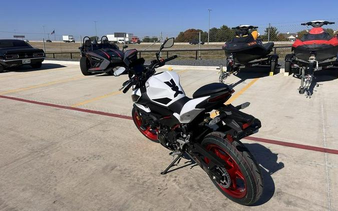 2026 Kawasaki Z500 SE ABS